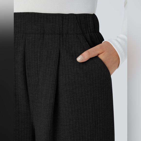 HALARA Black Wide Leg Textured Pants NWT - Picture 5 of 5